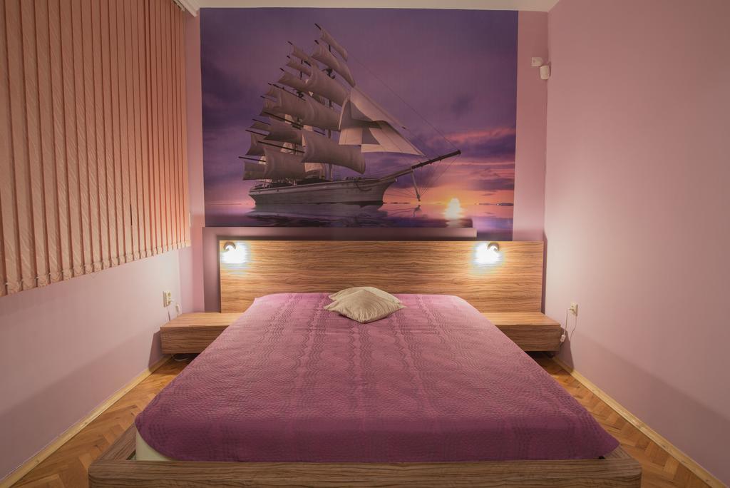 Sea Garden Plaza Apartment - Free Parking Burgas Ruang foto